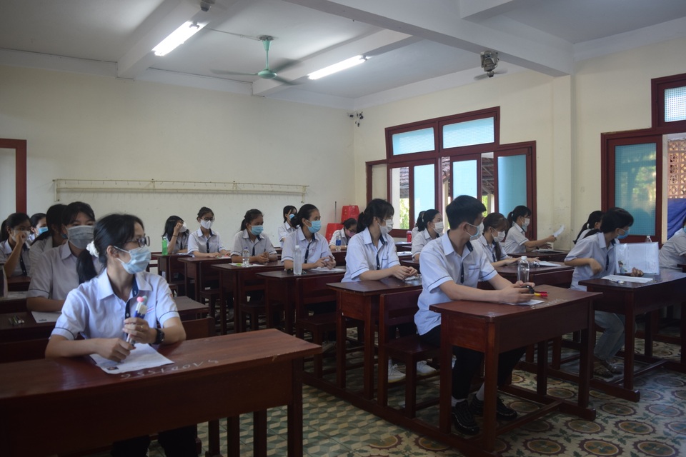 Quảng Bình đề xuất gửi thí sinh đến Hà Nội, Đà Nẵng dự thi tốt nghiệp đợt 2 - 1 Quảng Bình đề xuất gửi thí sinh đến Hà Nội, Đà Nẵng dự thi tốt nghiệp đợt 2 - 1