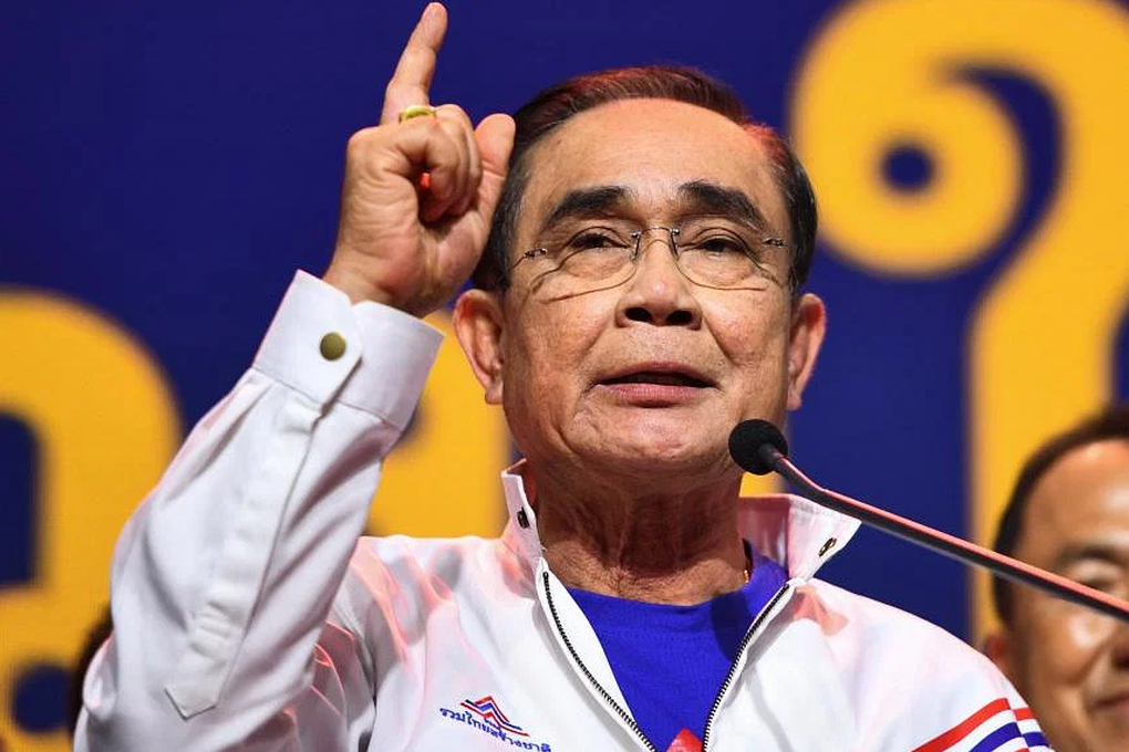Thủ tướng Thái Lan rời họp báo khi được hỏi về ông Thaksin - 1 Thủ tướng Thái Lan rời họp báo khi được hỏi về ông Thaksin - 1