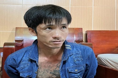 Can đánh nhau, tài xế taxi bị đâm chết