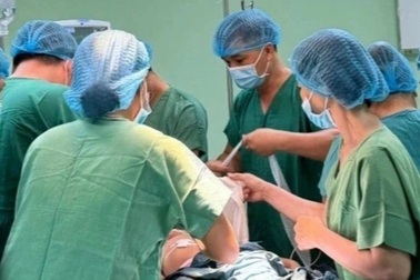 Có nhiều chính sách thu hút, Quảng Ngãi vẫn thiếu 300 bác sĩ