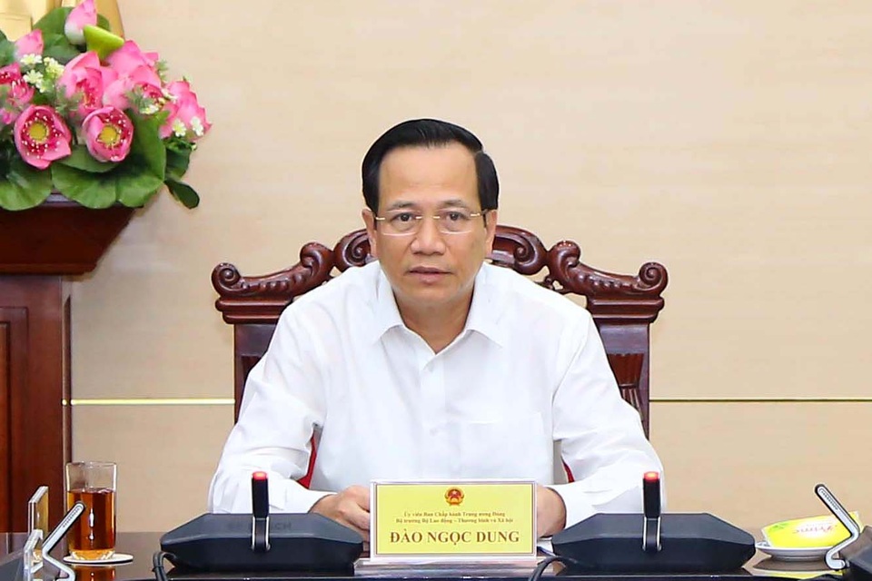 Tuyên dương 400 tấm gương sáng thầm lặng vì cộng đồng - 1 Tuyên dương 400 tấm gương sáng thầm lặng vì cộng đồng - 1