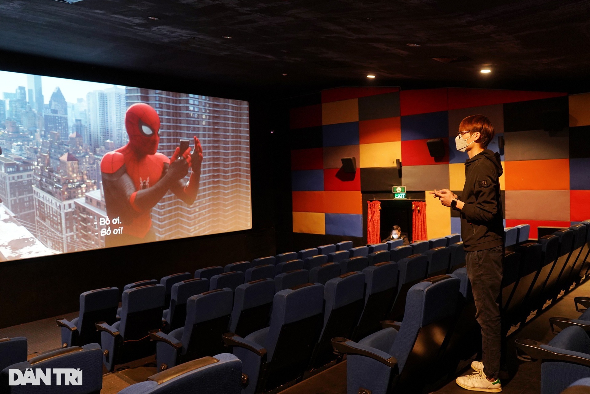 Các rạp phim ở Hà Nội dọn dẹp, sẵn sàng mở cửa trở lại vào ngày 10/2 - 10 Các rạp phim ở Hà Nội dọn dẹp, sẵn sàng mở cửa trở lại vào ngày 10/2 - 10