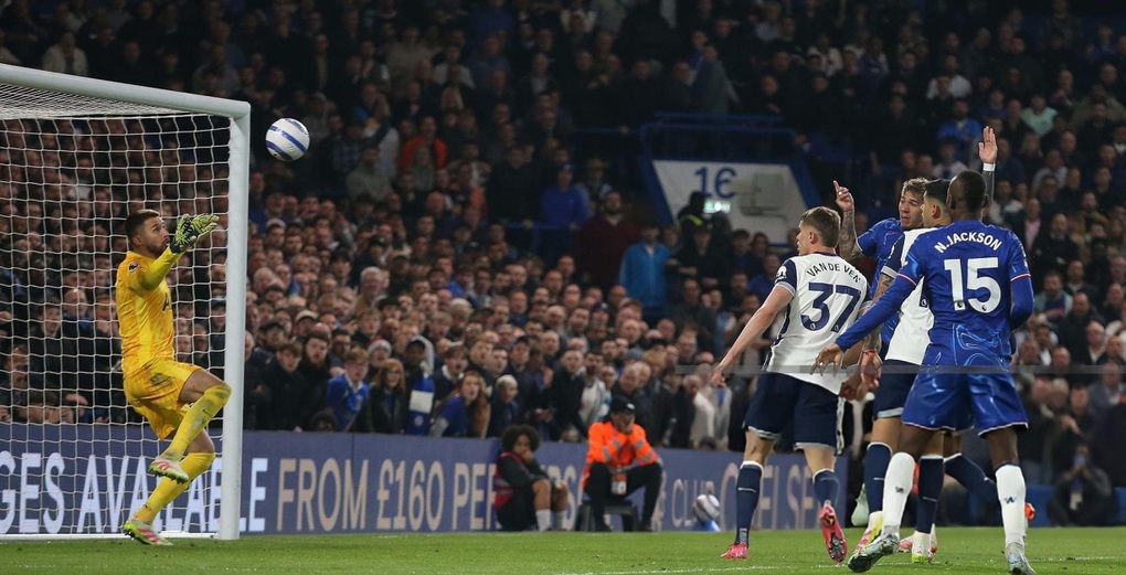 Chelsea đánh bại Tottenham với cách biệt tối thiểu - 2 Chelsea đánh bại Tottenham với cách biệt tối thiểu - 2