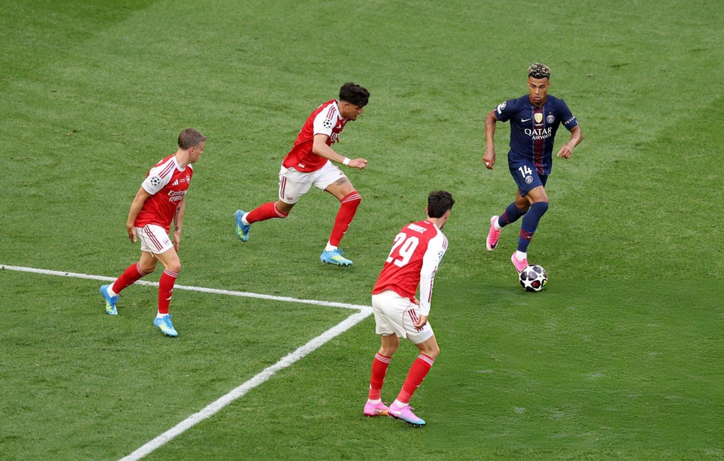 PSG hạ Arsenal trên chấm luân lưu, tiếp tục vô địch Champions League - 2