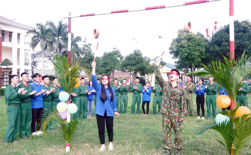 Xuân về trên trận địa “canh trời” - 5 Xuân về trên trận địa “canh trời” - 5
