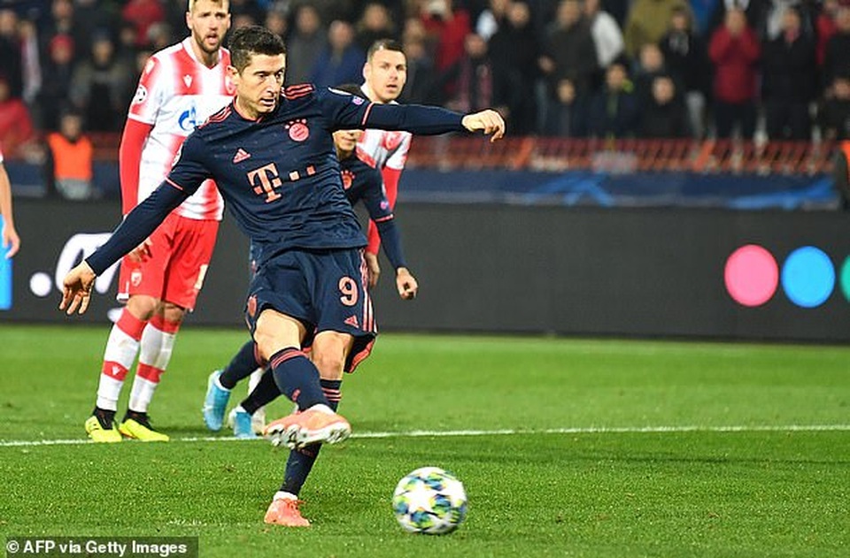 Bayern Munich đại thắng 6-0, Tottenham thăng hoa cùng HLV Mourinho - 22 Bayern Munich đại thắng 6-0, Tottenham thăng hoa cùng HLV Mourinho - 22