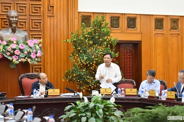 Tìm hướng tháo gỡ khi thị trường Trung Quốc biến động, gạo Việt tụt giá