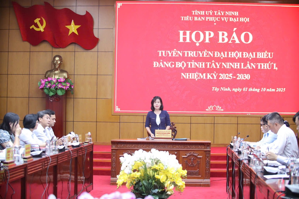 Tây Ninh ứng dụng công nghệ số trong tổ chức Đại hội Đảng bộ - 1 Tây Ninh ứng dụng công nghệ số trong tổ chức Đại hội Đảng bộ - 1