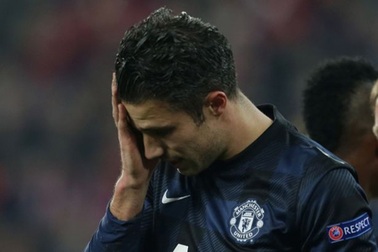 Van Persie “hối hận” vì chỉ trích đồng đội, HLV