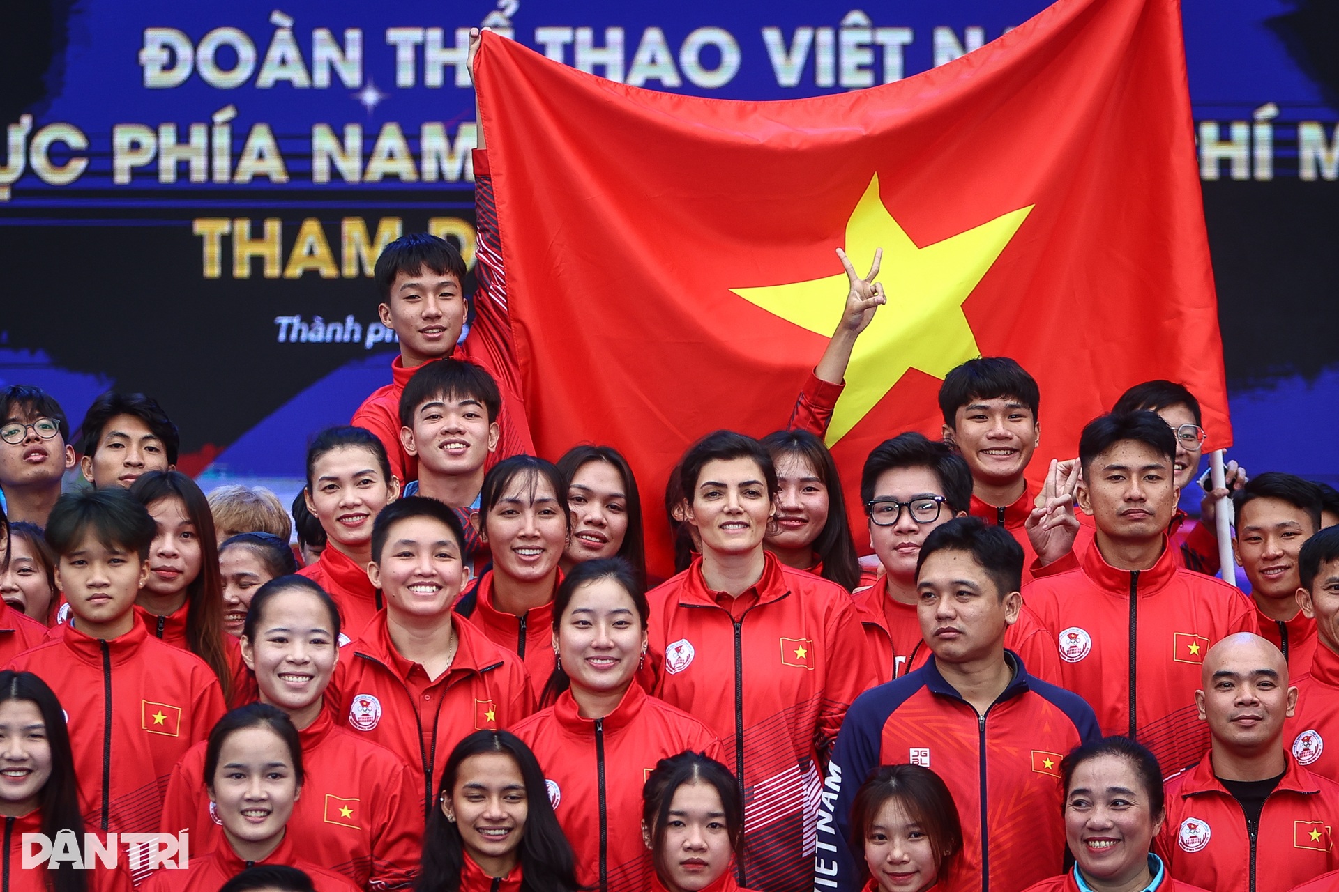 Hàng trăm VĐV hừng hực khí thế lên đường tranh tài SEA Games 33 - 12
