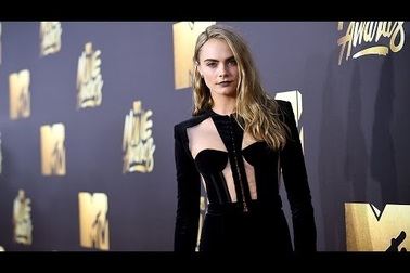 Cara Delevingne sành điệu và cá tính