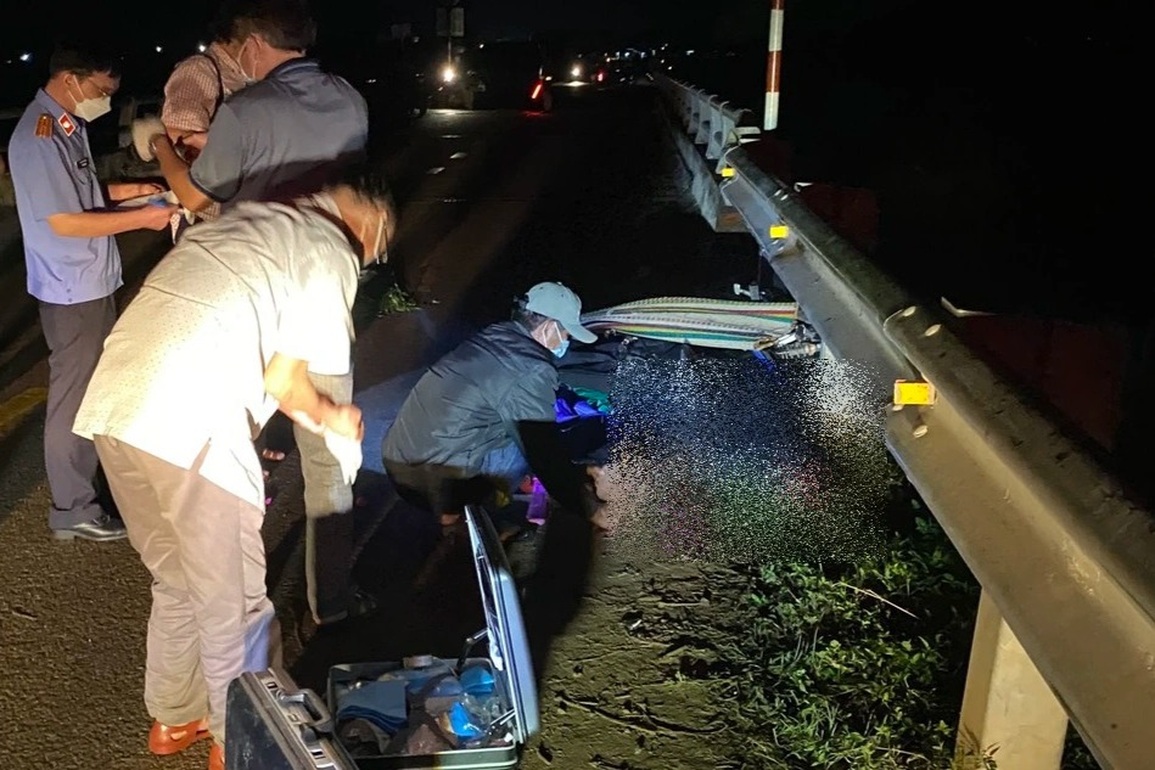 Tài xế tâm thần gây tai nạn chết người: Siết việc cấp giấy khám sức khỏe - 2 Tài xế tâm thần gây tai nạn chết người: Siết việc cấp giấy khám sức khỏe - 2