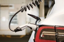 Lần đầu tiên ô tô điện trở thành xe bán chạy nhất thế giới