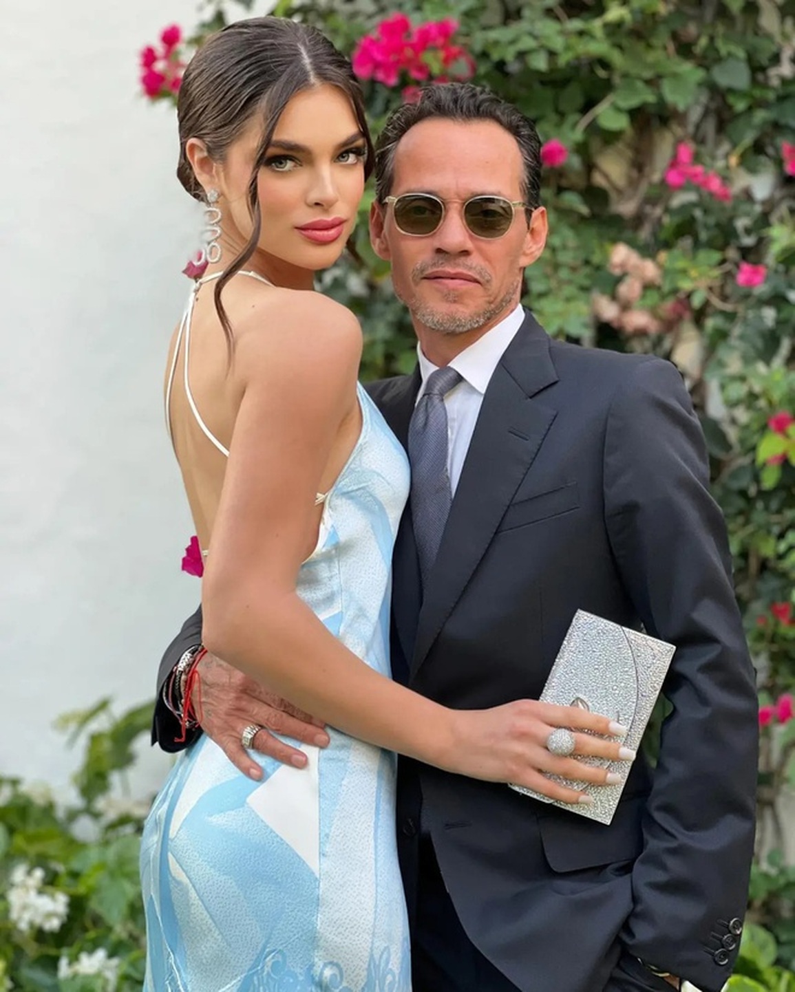 Marc Anthony đính hôn với Á hậu xinh như búp bê, kém 30 tuổi - 1 Marc Anthony đính hôn với Á hậu xinh như búp bê, kém 30 tuổi - 1