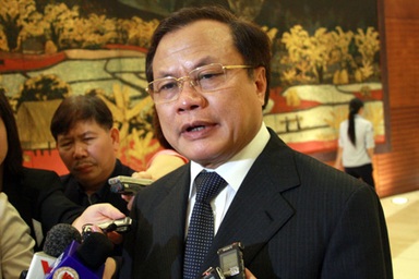 Bí thư Hà Nội: “Gia đình tôi đã hạn chế đi xe cá nhân”