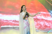 Đinh Trang tự hào được hát tôn vinh 5 nhạc sĩ tài danh xứ Nghệ