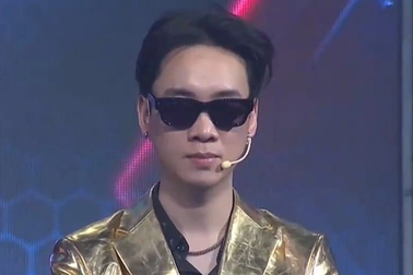 JustaTee làm Giám đốc âm nhạc show "Anh trai say hi", fan thích thú