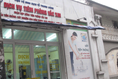 Hậu vụ tiêm vắc-xin hết “đát”: Phụ huynh lo lắng!