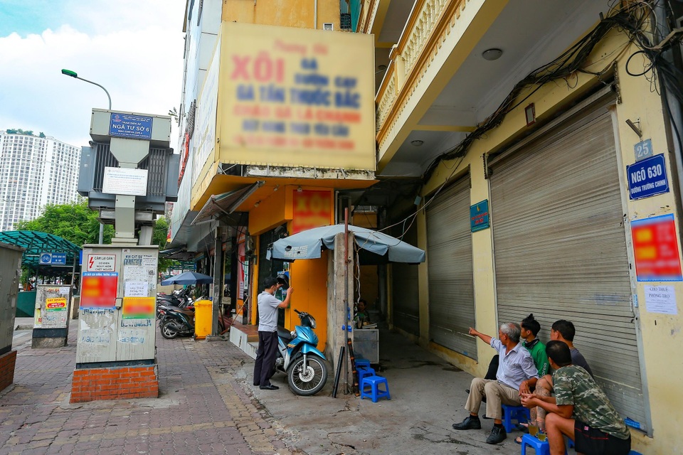 Nhà chỉ vừa một người đi trên những mảnh đất vàng tiền tỷ giữa Thủ đô - 9 Nhà chỉ vừa một người đi trên những mảnh đất vàng tiền tỷ giữa Thủ đô - 9