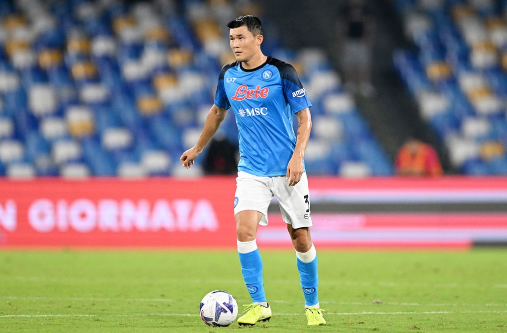 Chuẩn bị cả núi tiền, Man Utd vẫn nếm trái đắng ở vụ mua ngôi sao Hàn Quốc - 2 Chuẩn bị cả núi tiền, Man Utd vẫn nếm trái đắng ở vụ mua ngôi sao Hàn Quốc - 2