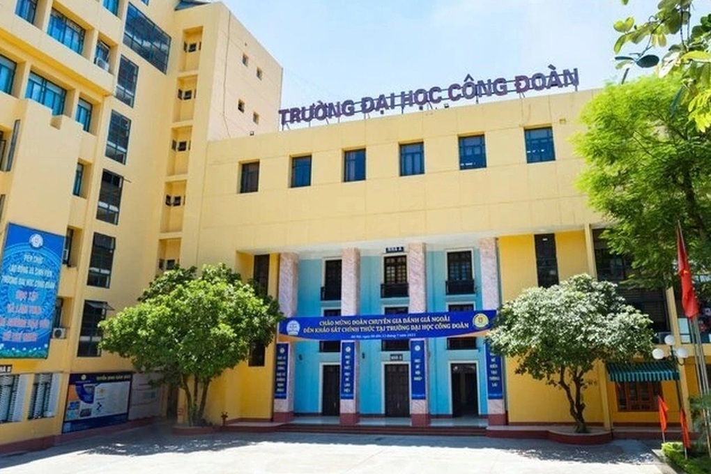 Vụ thi chuẩn đầu ra sát ngày tốt nghiệp, ĐH Công đoàn tổ chức đối thoại - 1 Vụ thi chuẩn đầu ra sát ngày tốt nghiệp, ĐH Công đoàn tổ chức đối thoại - 1