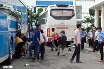 Hơn 1.000 khách phải trung chuyển bằng ô tô vì đường sắt tê liệt