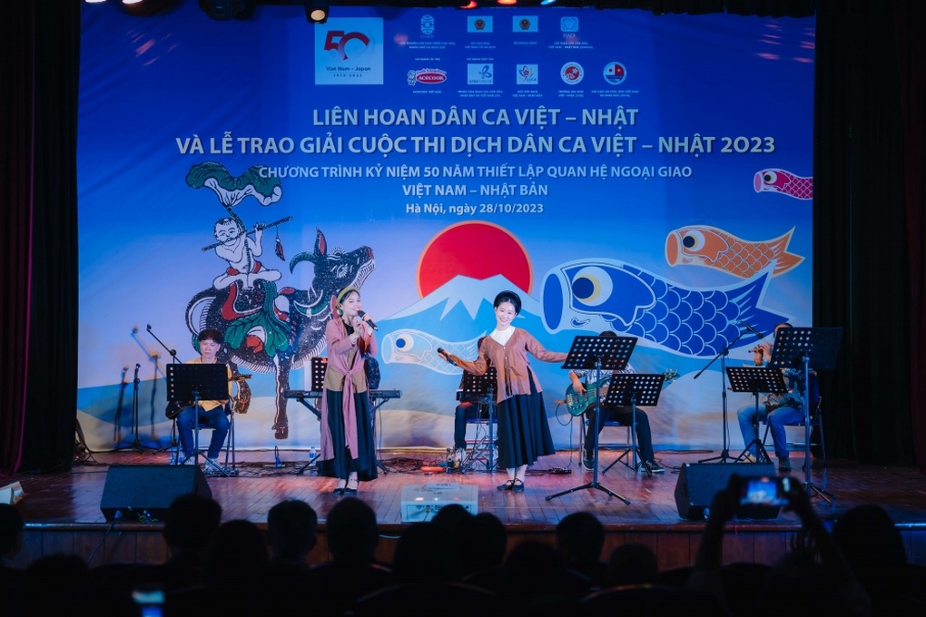 Nhiều bài dân ca nổi tiếng của Việt Nam được dịch sang tiếng Nhật - 2 Nhiều bài dân ca nổi tiếng của Việt Nam được dịch sang tiếng Nhật - 2