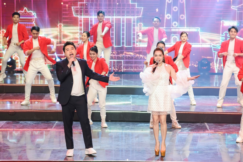 Nguyễn Ngọc Anh song ca ăn ý cùng chồng trên sóng VTV - 1