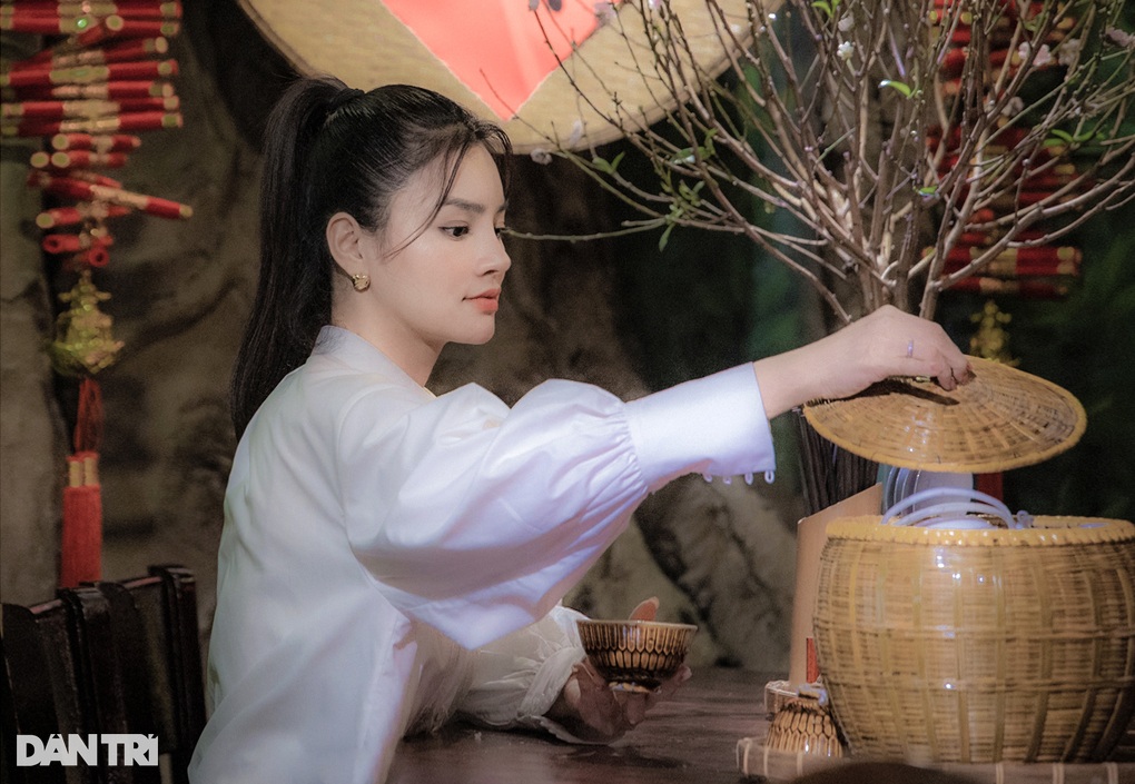 Siêu mẫu Vũ Thu Phương: Lớp 1 tôi biết nấu cơm, lớp 3 biết nấu cỗ - 3 Siêu mẫu Vũ Thu Phương: Lớp 1 tôi biết nấu cơm, lớp 3 biết nấu cỗ - 3