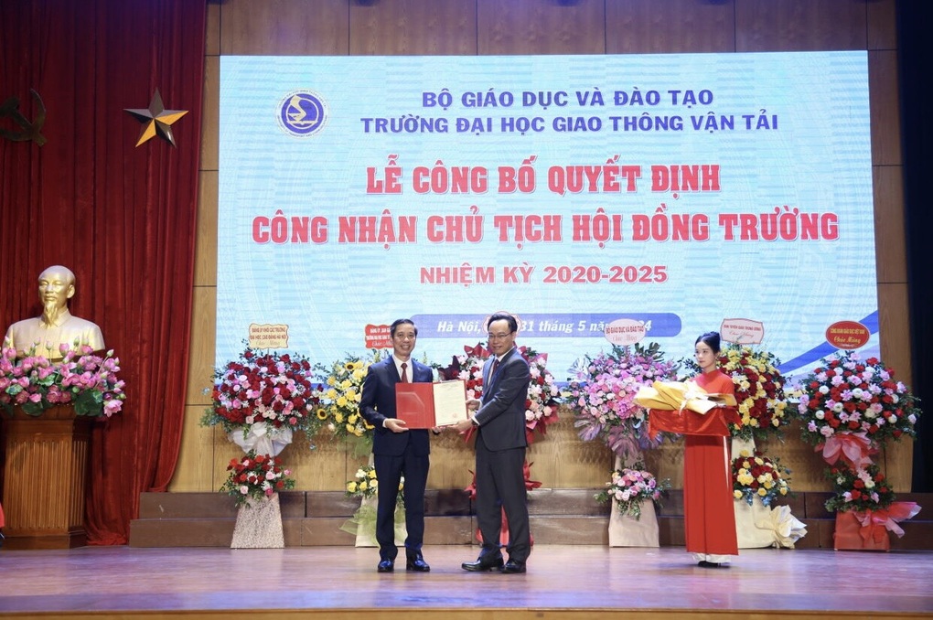 Phó Hiệu trưởng làm Chủ tịch Hội đồng trường ĐH Giao thông Vận tải - 1 Phó Hiệu trưởng làm Chủ tịch Hội đồng trường ĐH Giao thông Vận tải - 1