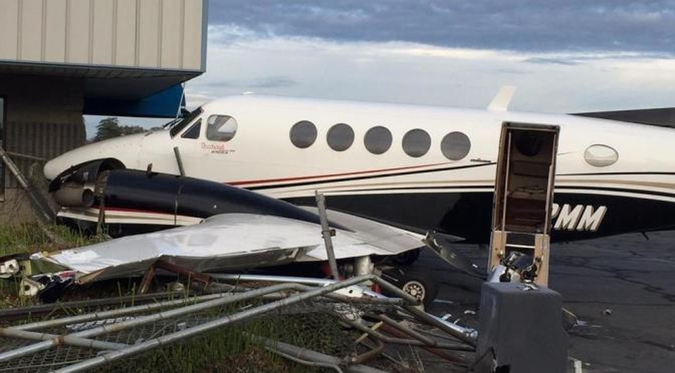 Thiếu nữ 17 tuổi cướp máy bay trong sân bay quốc tế Mỹ - 1