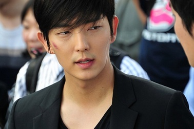 Lee Jun Ki - Hào quang trở lại