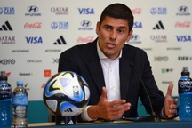 HLV Bồ Đào Nha: "Tuyển nữ Việt Nam chơi rất dũng cảm"