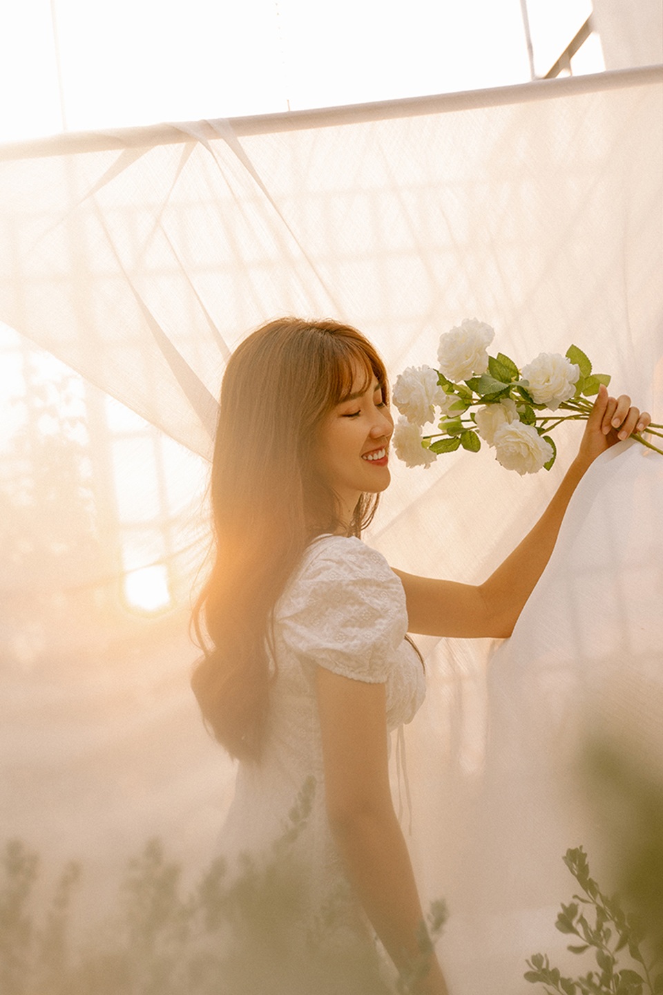 “Hotgirl trà sữa” Kiều Trinh e ấp như công chúa mừng tuổi mới - 3 “Hotgirl trà sữa” Kiều Trinh e ấp như công chúa mừng tuổi mới - 3