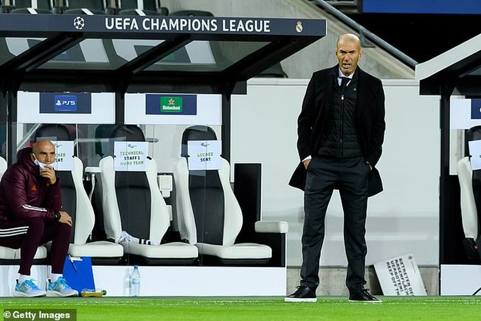 Real Madrid xếp bét bảng, HLV Zidane vẫn nói cứng - 2 Real Madrid xếp bét bảng, HLV Zidane vẫn nói cứng - 2