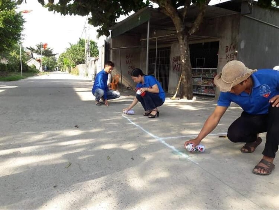 Tuổi trẻ Nghệ An vững niềm tin tiến bước dưới cờ Đảng - 5 Tuổi trẻ Nghệ An vững niềm tin tiến bước dưới cờ Đảng - 5