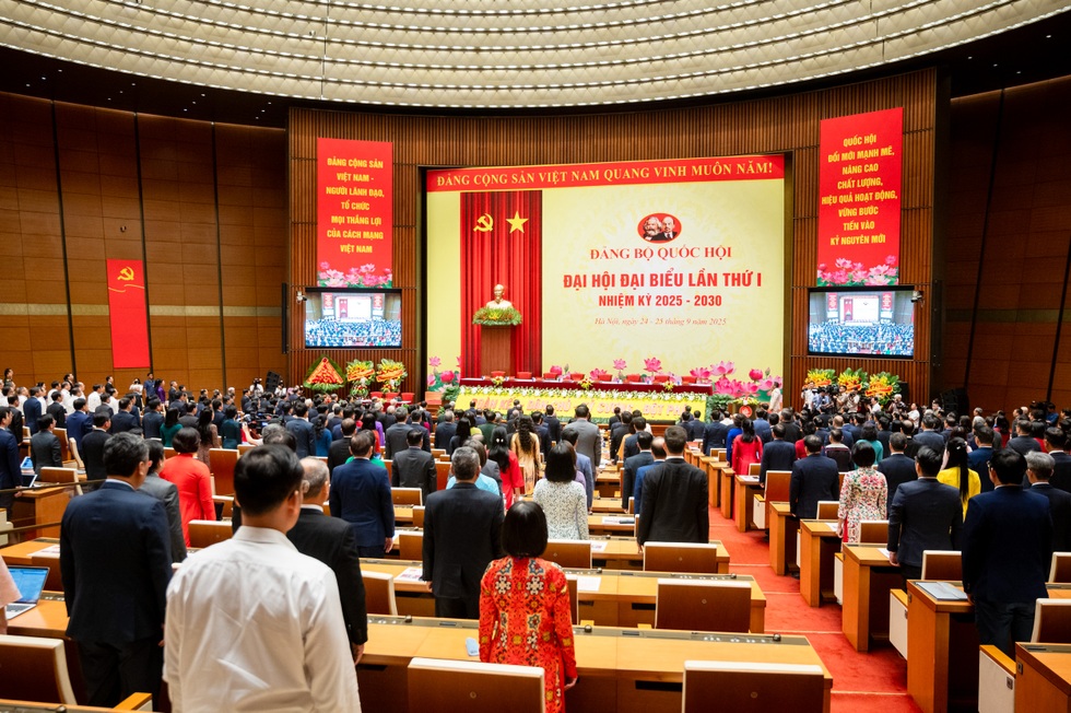 Tổng Bí thư: “Loại bỏ mọi sự chi phối, tác động tiêu cực từ bên ngoài - 3 Tổng Bí thư: “Loại bỏ mọi sự chi phối, tác động tiêu cực từ bên ngoài - 3