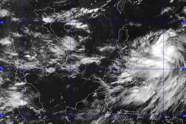 Áp thấp nhiệt đới gây thời tiết xấu trên biển