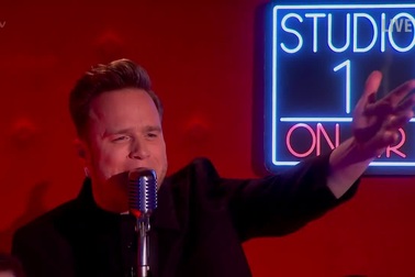 Kylie Minogue - Dancing