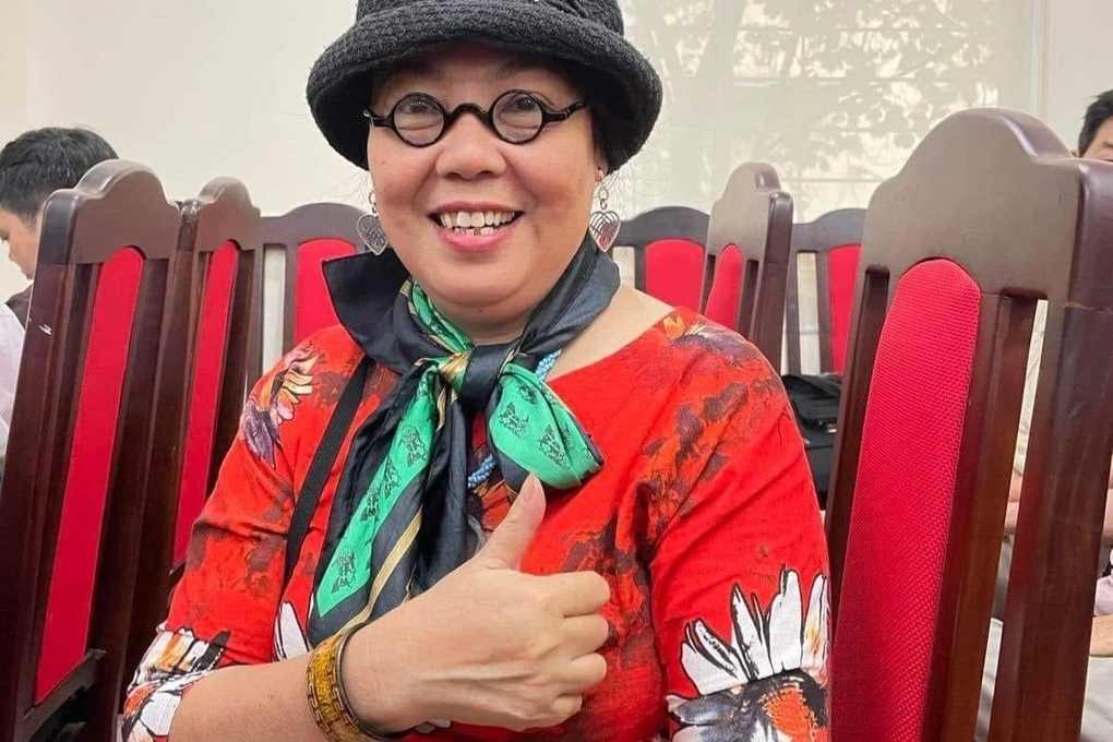 Nghệ sĩ Việt bê bối đời tư, sống lệch chuẩn cần mạnh tay cấm sóng! - 1