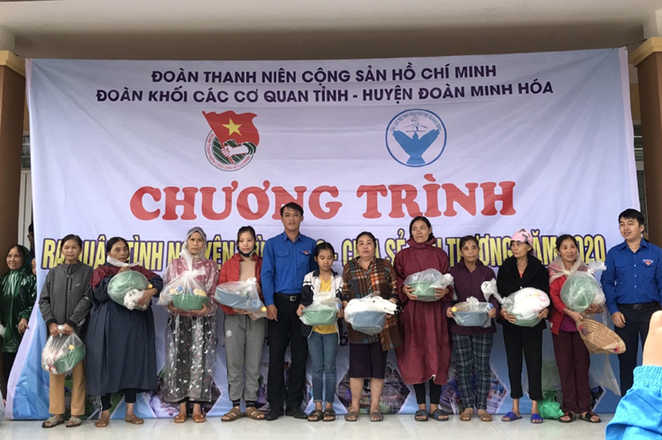 Nhiều hoạt động hướng tới cộng đồng hưởng ứng chương trình Xuân tình nguyện - 1 Nhiều hoạt động hướng tới cộng đồng hưởng ứng chương trình Xuân tình nguyện - 1