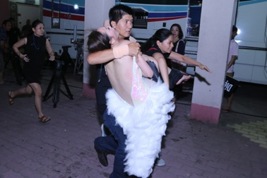 Khánh My ngất xỉu sau khi kết thúc chương trình “Bước nhảy hoàn vũ”