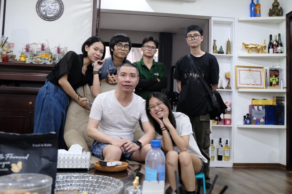 Con gái NSND Công Lý: Hay khóc như cô Đẩu, thân với con trai Vân Dung - 4 Con gái NSND Công Lý: Hay khóc như cô Đẩu, thân với con trai Vân Dung - 4