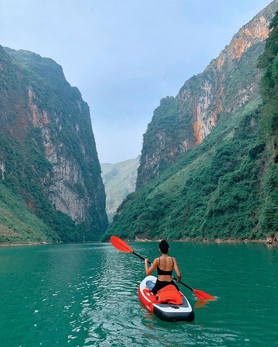 Lên Mã Pí Lèng chèo thuyền kayak, ngắm dòng sông Nho Quế thơ mộng - 5 Lên Mã Pí Lèng chèo thuyền kayak, ngắm dòng sông Nho Quế thơ mộng - 5