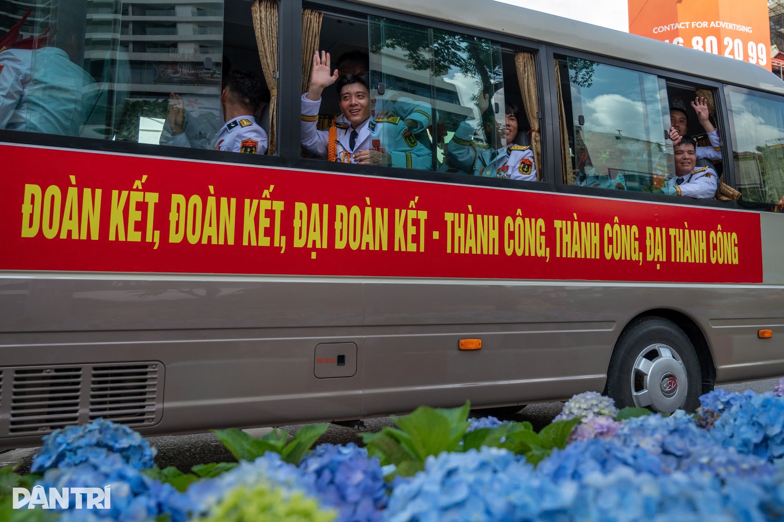 Những cái vẫy tay chào thân thương cùng lời hẹn ở ngày hội non sông lần sau - 19