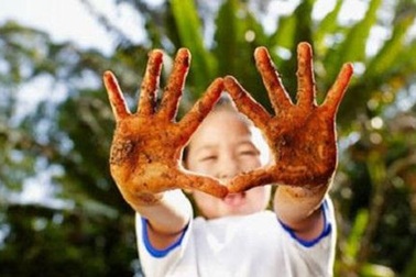 Cứu sống bệnh nhi bị giun đũa đục thủng ruột thừa