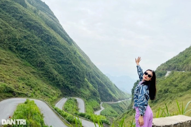 Thu phí vào cao nguyên đá Hà Giang