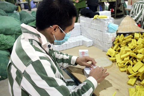 Nước mắt “giang hồ” đã từng xem yêu thương là gánh nặng