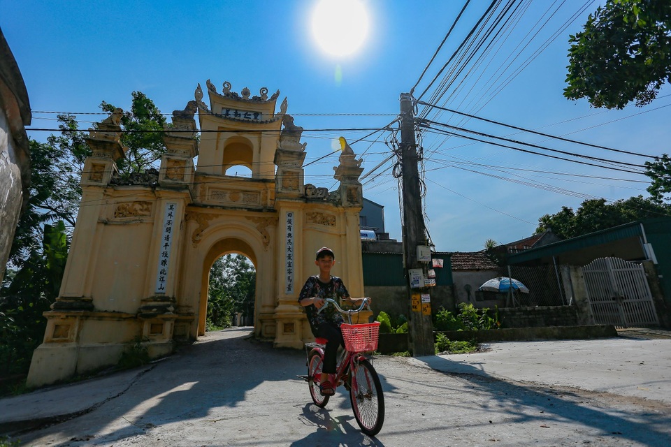 Ngôi làng toàn biệt thự Pháp cổ của những thợ may “đệ nhất Hà Thành” xưa - 1 Ngôi làng toàn biệt thự Pháp cổ của những thợ may “đệ nhất Hà Thành” xưa - 1