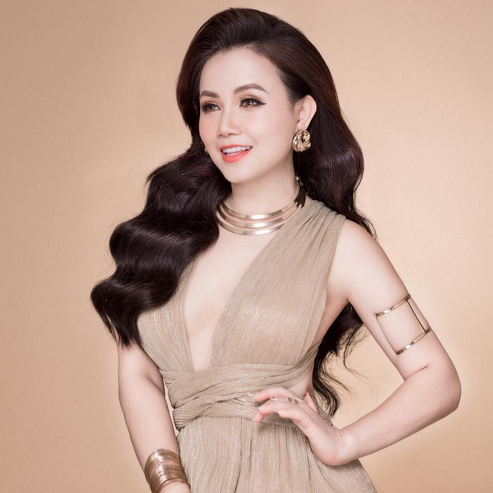 Cô Xuyến phim “Về nhà đi con”: “Tôi đẹp hơn sau những vấp ngã, đau đớn” - 1 Cô Xuyến phim “Về nhà đi con”: “Tôi đẹp hơn sau những vấp ngã, đau đớn” - 1
